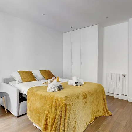 557 Niels - Stunning 17 Апартаменты *