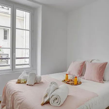 557 Niels - Stunning 17 Апартаменты *