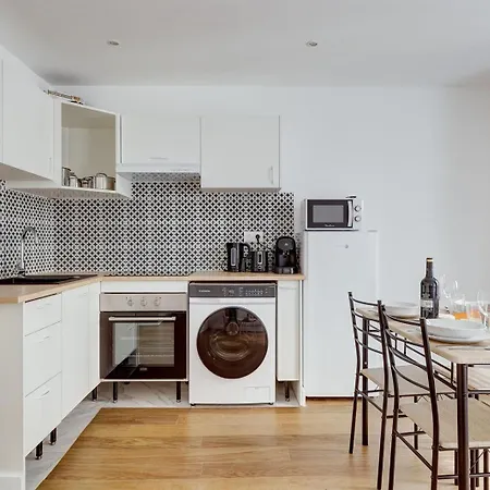 Апартаменты 557 Niels - Stunning 17 *